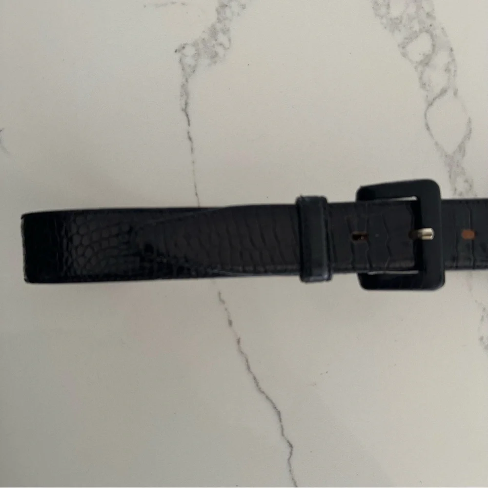 Vintage Banana Republic Crocodile Embossed Leather Belt Square Buckle in Black S - Picture 7 of 7